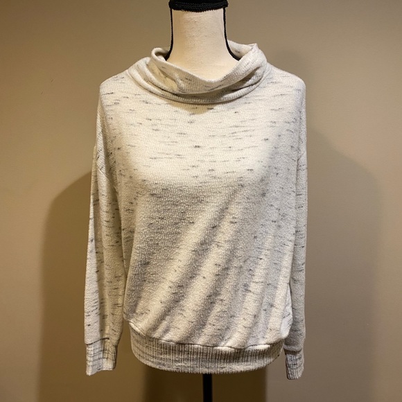 Anthropologie White Gray Turtleneck Sweater - Picture 2 of 10